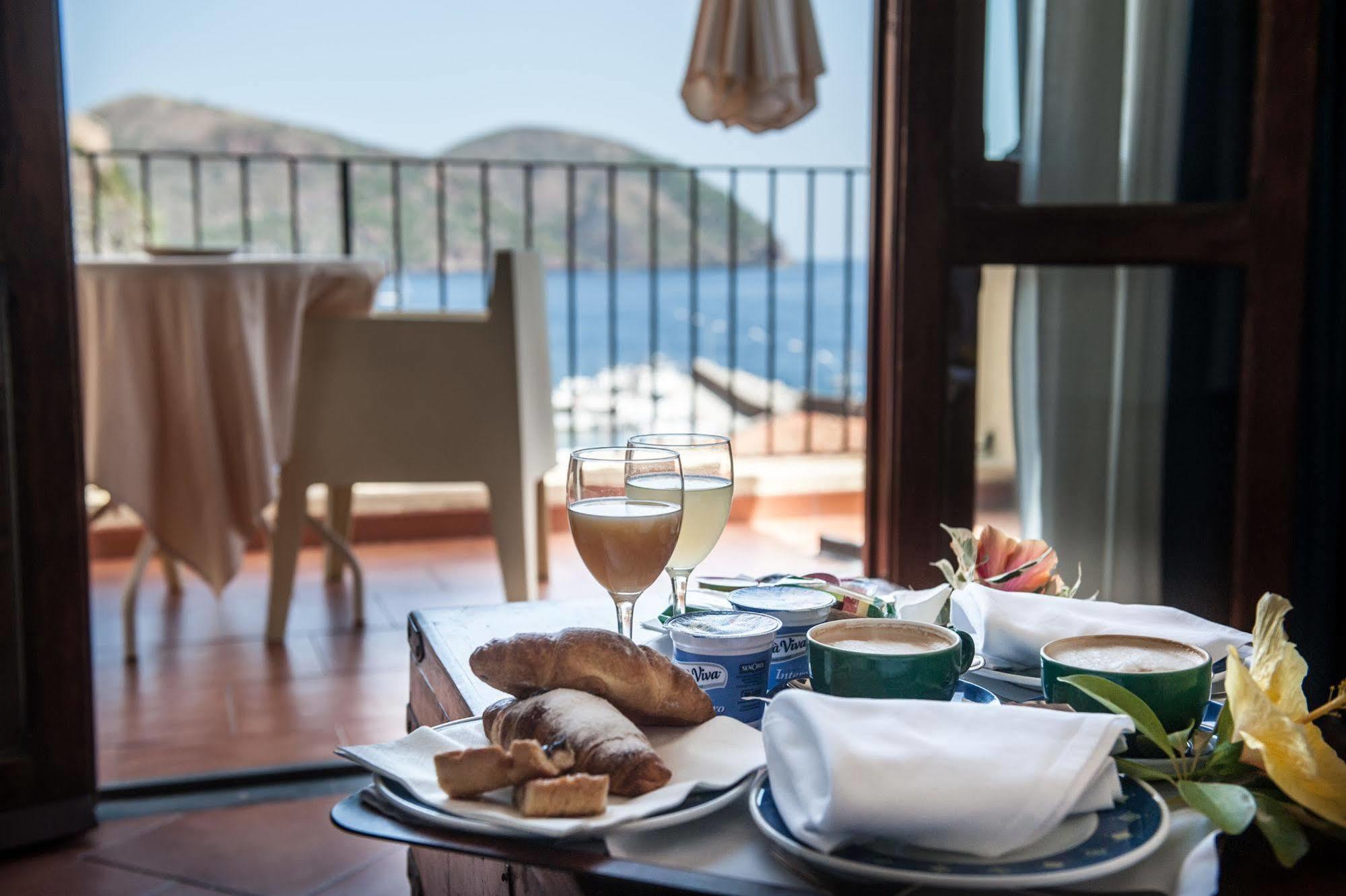 Hotel Villa Meligunis Lipari  Eksteriør bilde